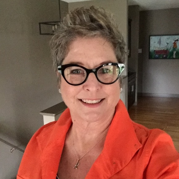 Meet your Posher, Kerry - Picture 1 of 1